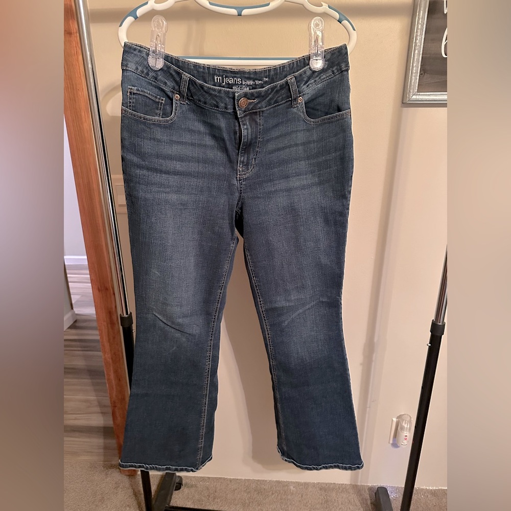 Maurice’s Mid rise woman’s jeans size 14.